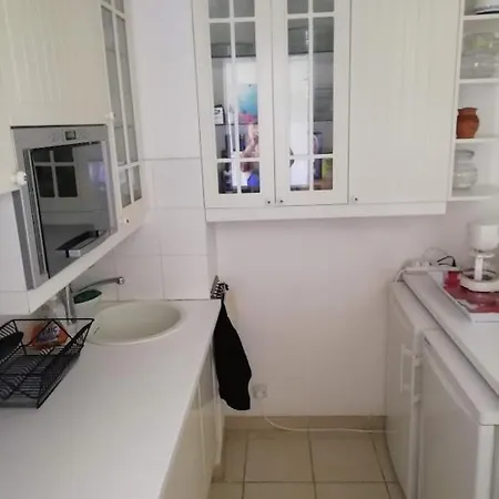 Appartement Tres Beau T2 A100m Du Bord De *